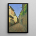 Gasse mit blumigem Balkon - Achille Laugé — gerahmtes Bild an der Wand