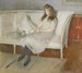 Junge Frau sitzt auf einem Sofa, genannt Symphonie in Weiß, Mademoiselle Paulmier - Paul César Helleu — Ansicht des Kunstwerks