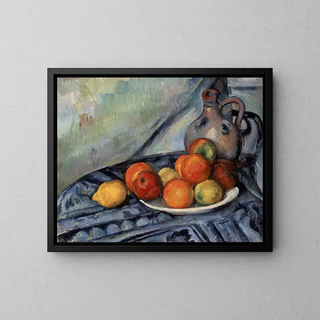 Früchte und eine Krug auf einem Tisch - Paul Cézanne — gerahmtes Bild an der Wand