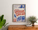 Vintage-Poster Paris 1937, internationale Ausstellung, gerahmt über einer Holzkommode zwischen Zimmerpflanzen.
