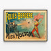 Poster Folies Bergère mit Miss Holtom und Feuerkanone — gerahmtes Bild an der Wand