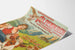 Vintage-Poster mit Milchkaffee, Kondensierte Alpenmilch, Bergdekoration