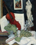 Stillleben mit Violine - Ángel Zárraga, 1919 — Violine, Trauben und Skulptur